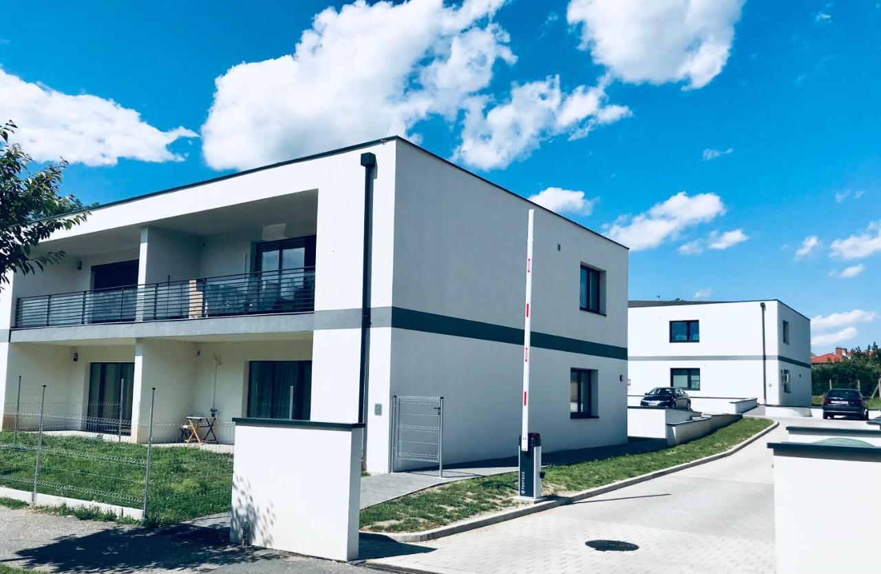 Apartman 001 Bük Eksteriør bilde